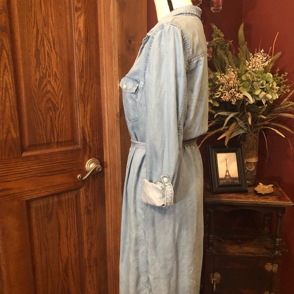 Gap Jean Shirt Dress w/ attached Belt. NWT. - Picture 4 of 8